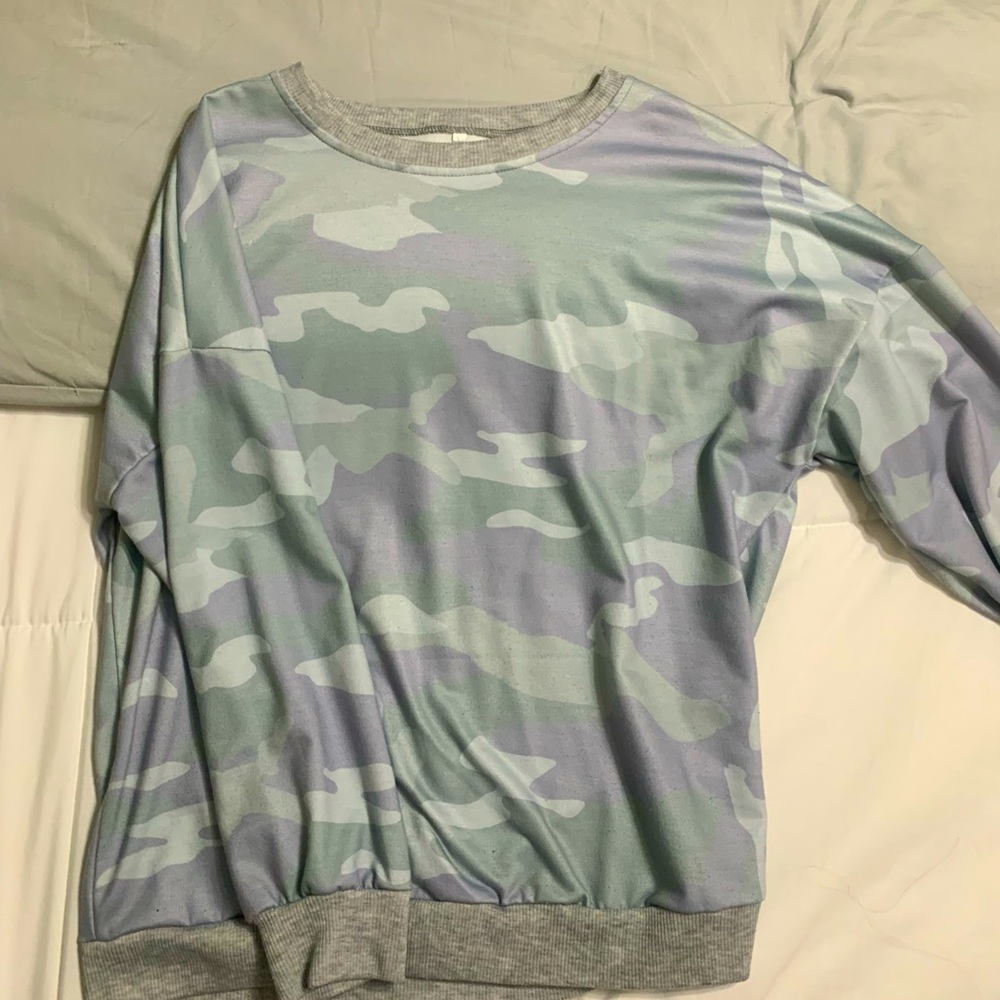 Long sleeve Camp Top